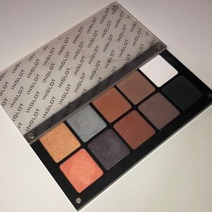 INGLOT custom eyeshadow palette.